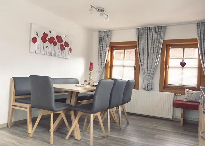 Chalet Am See - By Mynests